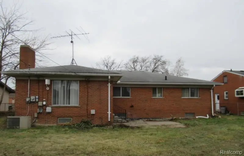 17729 Collinson Avenue, Eastpointe, MI 48021 - #2