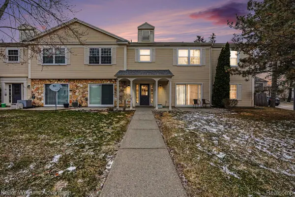 833 Bloomfield Village Boulevard #H, AuburnHills, MI 48326