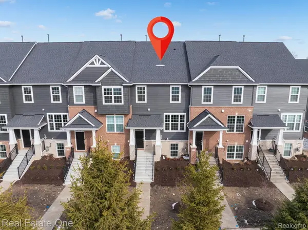 378 N Sydney Court #15, Plymouth, MI 48170