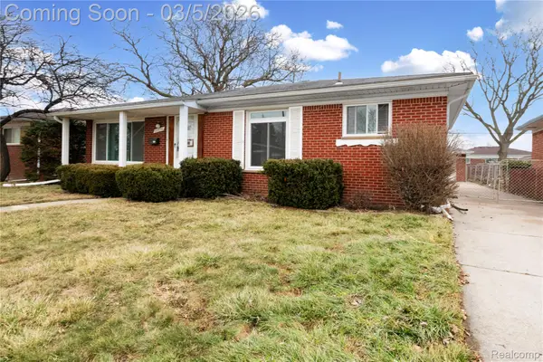 28876 Palm Beach Drive, Warren, MI 48093