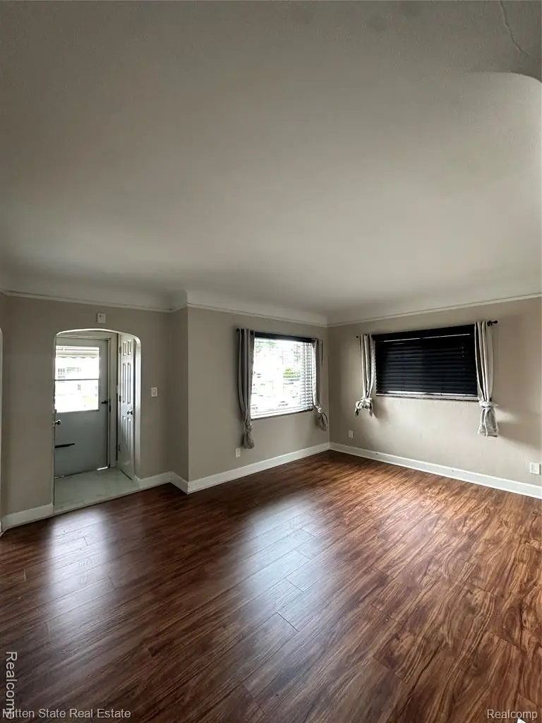 4616 Chovin Street, Dearborn, MI 48126 - #2