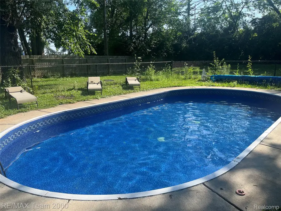 23044 Lake Way, Farmington, MI 48336 - #3