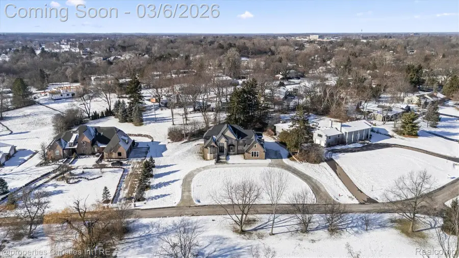 3080 Chickering Court, Bloomfield, MI 48302 - #3