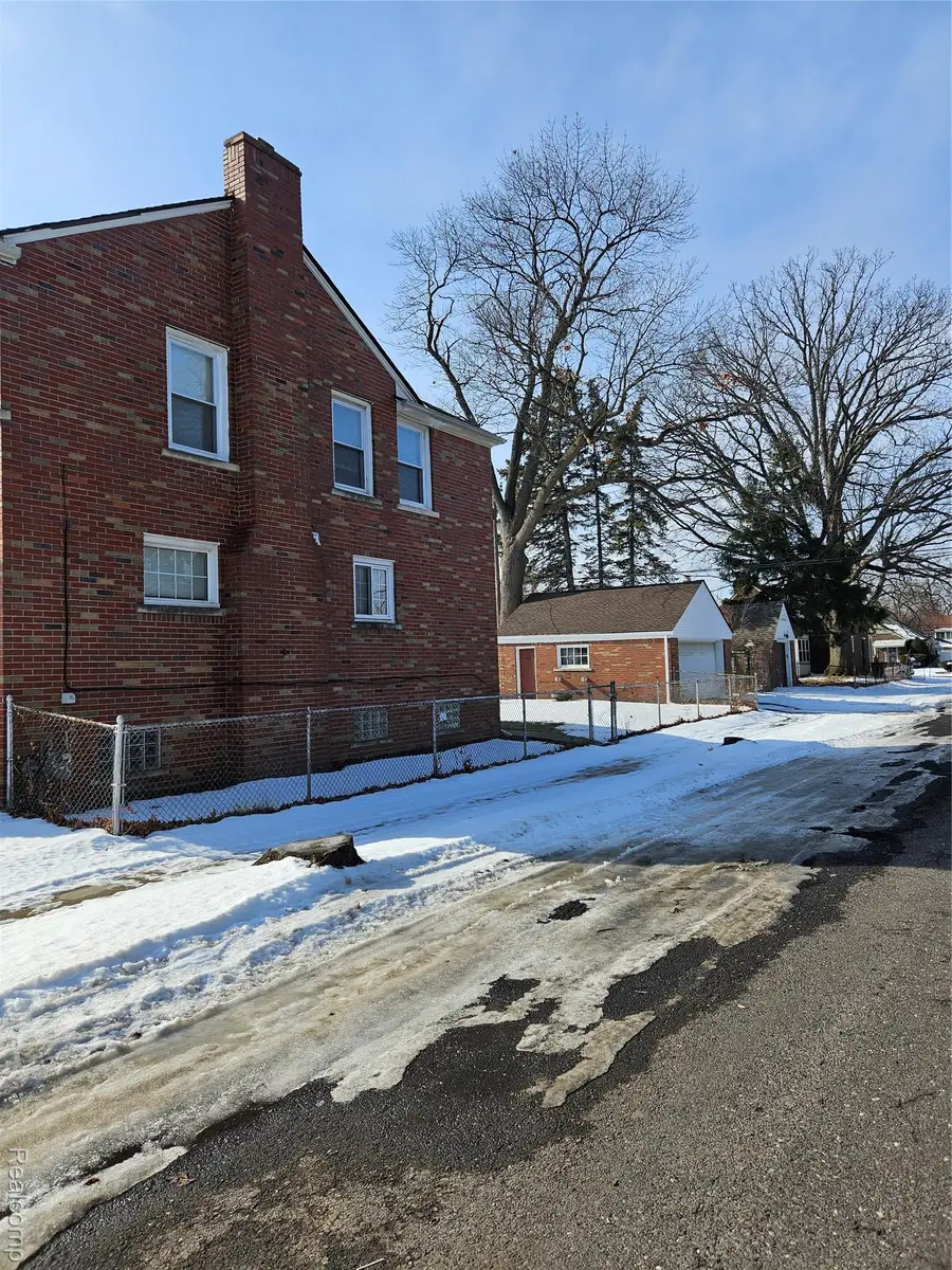 18717 Littlefield Street, Detroit, MI 48235 - #2