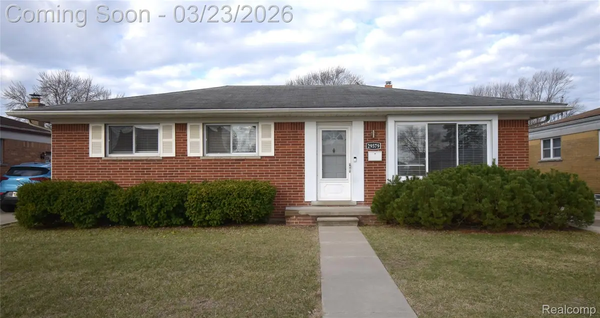 29579 Fairfield Drive, Warren, MI 48088 - #1