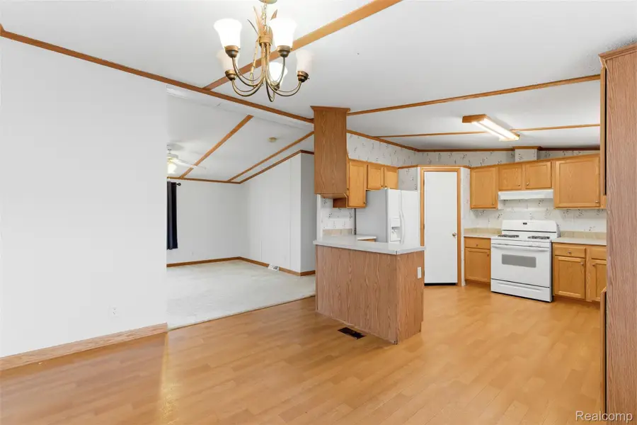 3710 Elm Ct., Clarkston, MI 48348 - #2