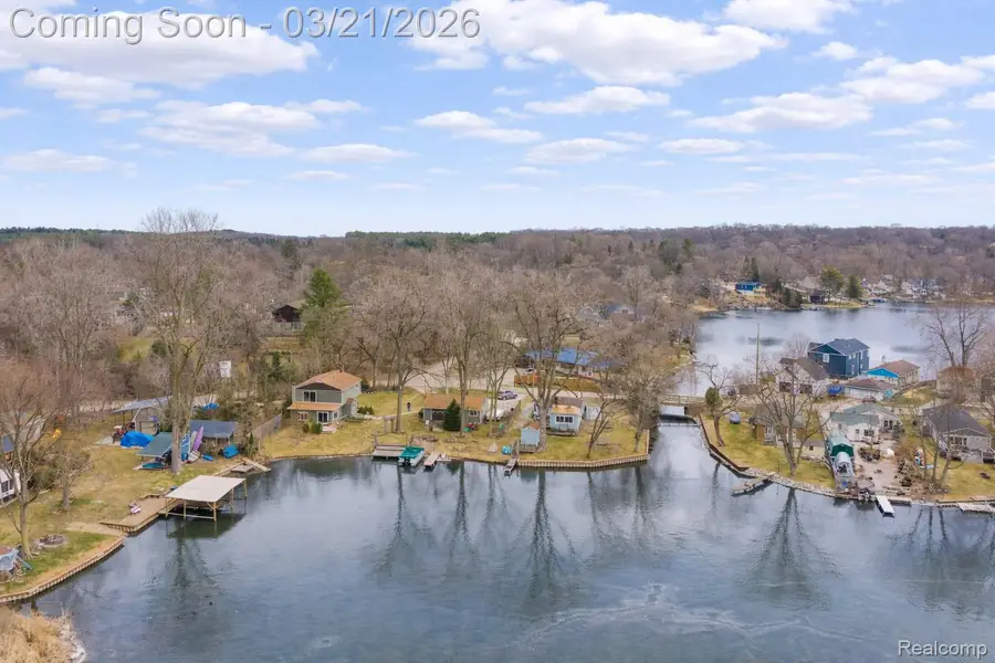 11388 Sunset Boulevard, Pinckney, MI 48169 - #2