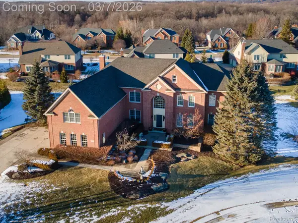 3763 Red Maple Court, Oakland, MI 48363