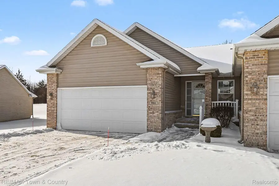 7241 Kings Way, Flushing, MI 48433 - #2