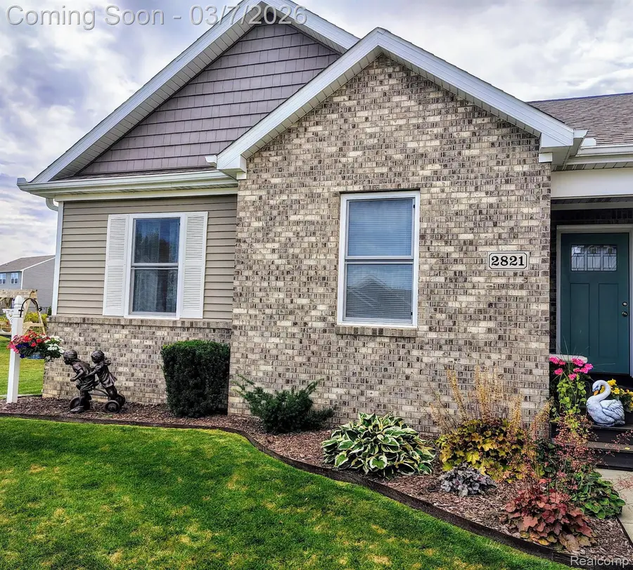 2821 Berkshire Street, Lapeer, MI 48446 - #2