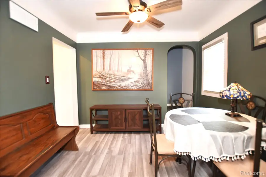 4133 Custer Avenue, Flint, MI 48507 - #2