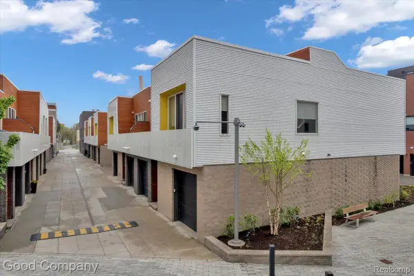 2840 John R Street, Detroit, MI 48201