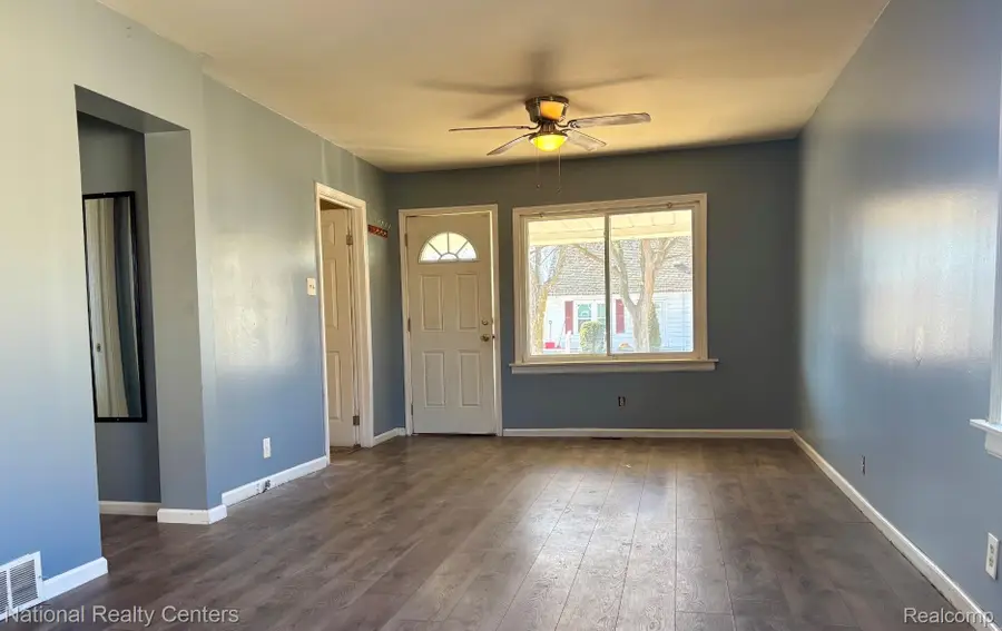 22778 Tuscany Avenue, Eastpointe, MI 48021 - #3