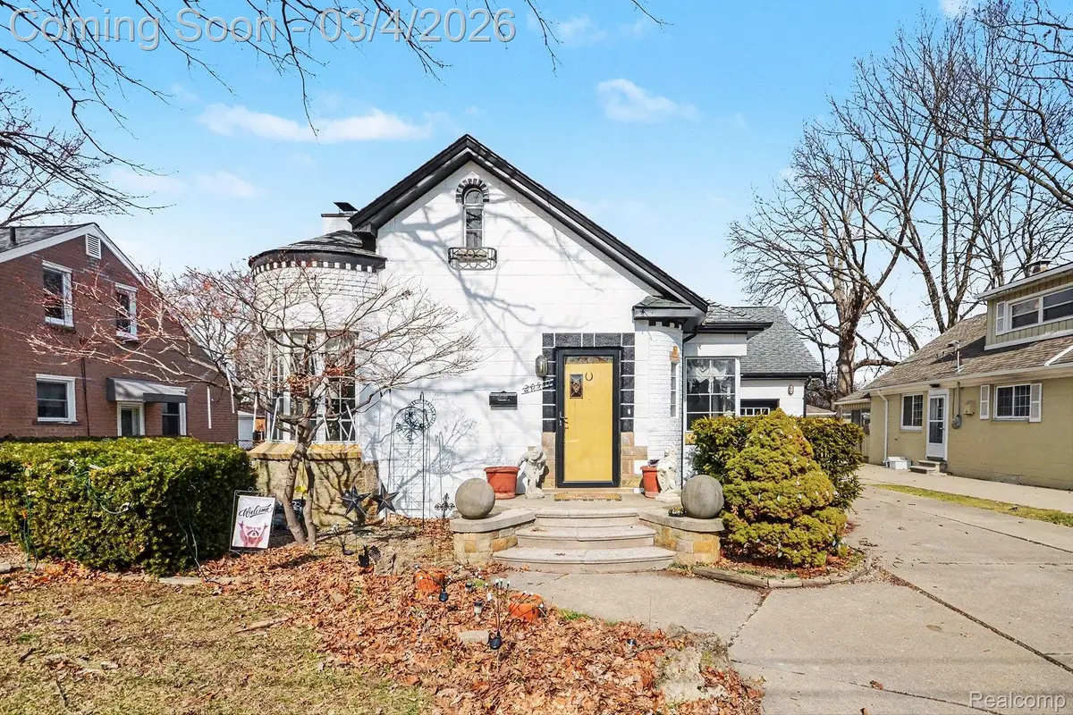 20501 Shady Lane Avenue, Saint Clair Shores, MI 48080 - #1