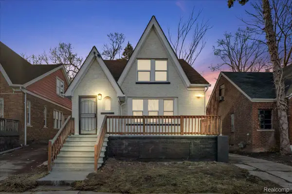 13368 Maiden Street, Detroit, MI 48213