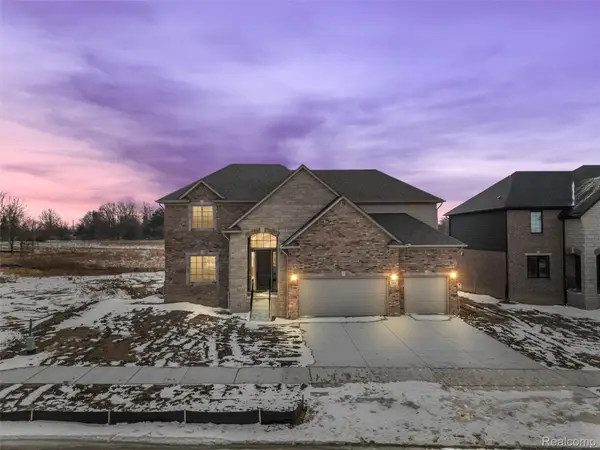 49928 Jean Drive, Macomb, MI 48044