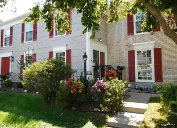 1437 Lantern Lane, Rochester Hills, MI 48306 - #2