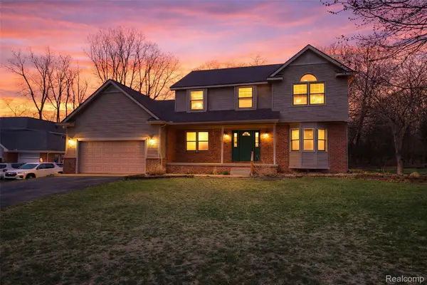 4570 River Hills Court, Brighton, MI 48114