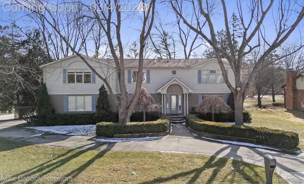 34239 Commons Drive, FarmingtonHills, MI 48331