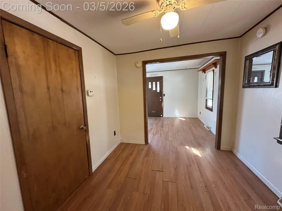 1119 W Bergin Avenue, Flint, MI 48507 - #2