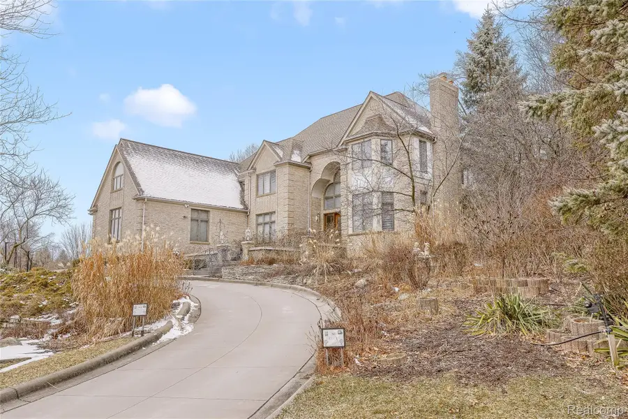 1721 Archers Pointe, Rochester Hills, MI 48306 - #3