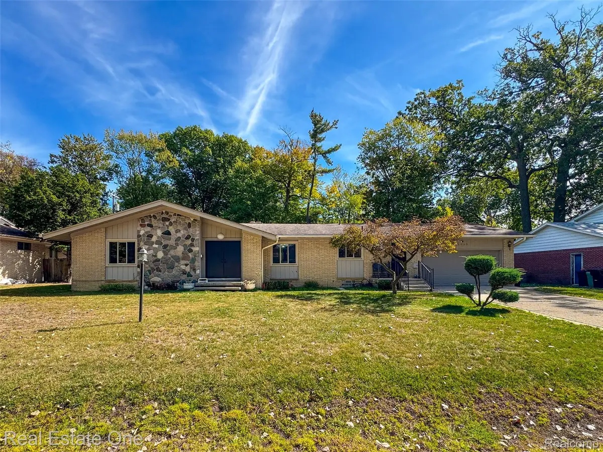 19049 Birchridge Street, Southfield, MI 48075 - #1