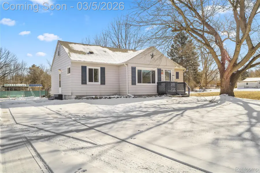5190 Branch Road, Flint, MI 48506 - #2