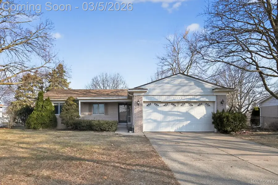 37150 Bennett Street, Livonia, MI 48152 - #3