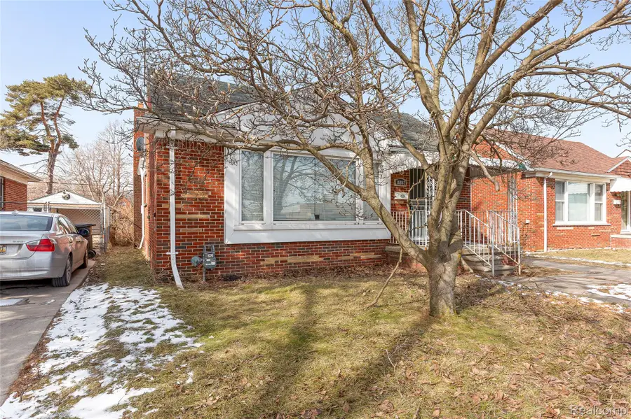18867 Rogge Street, Detroit, MI 48234 - #2