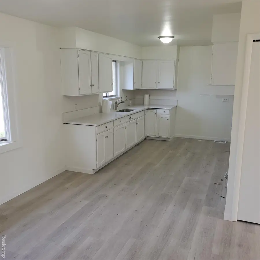 1278 W Klein Street, Beecher, MI 48458 - #3