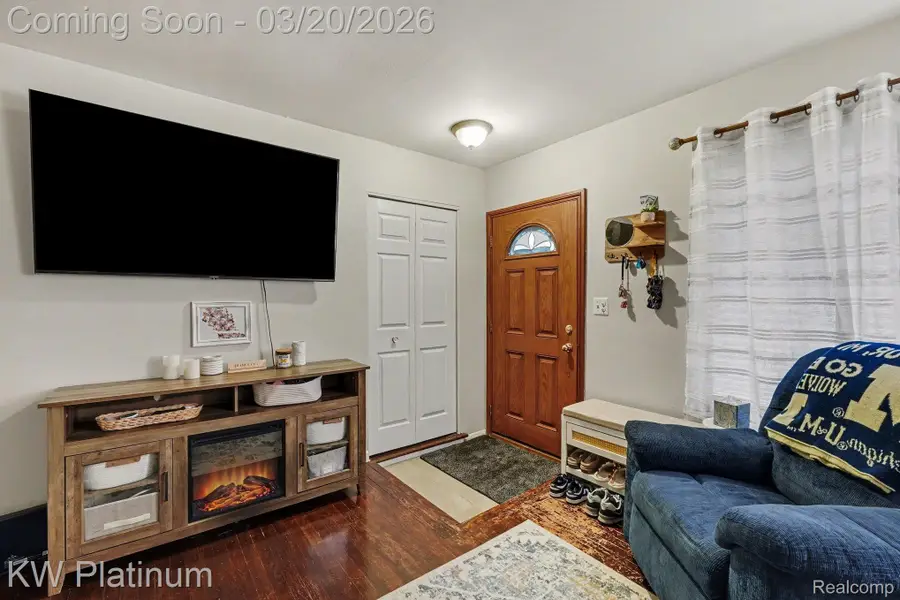 22826 Arcadia Street, Saint Clair Shores, MI 48082 - #2