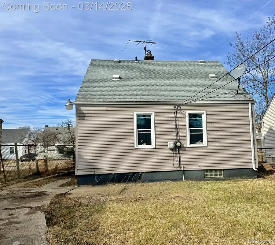 7756 Westwood Street, Detroit, MI 48228 - #2