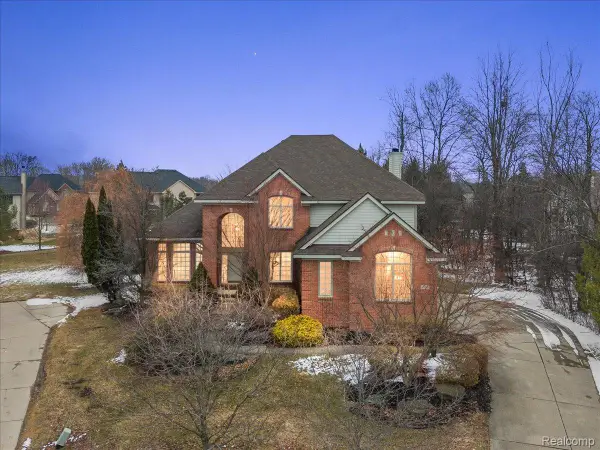 7108 Branford Court, WestBloomfield, MI 48322