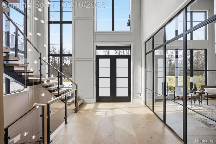 3281 Chickering Lane, Bloomfield, MI 48302 - #2