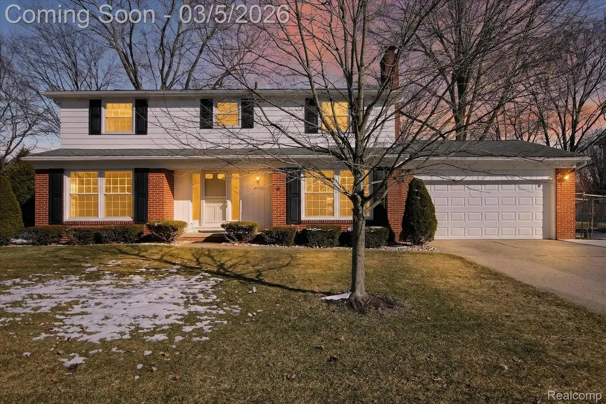 30106 Valley Side Drive, Farmington, MI 48334 - #1