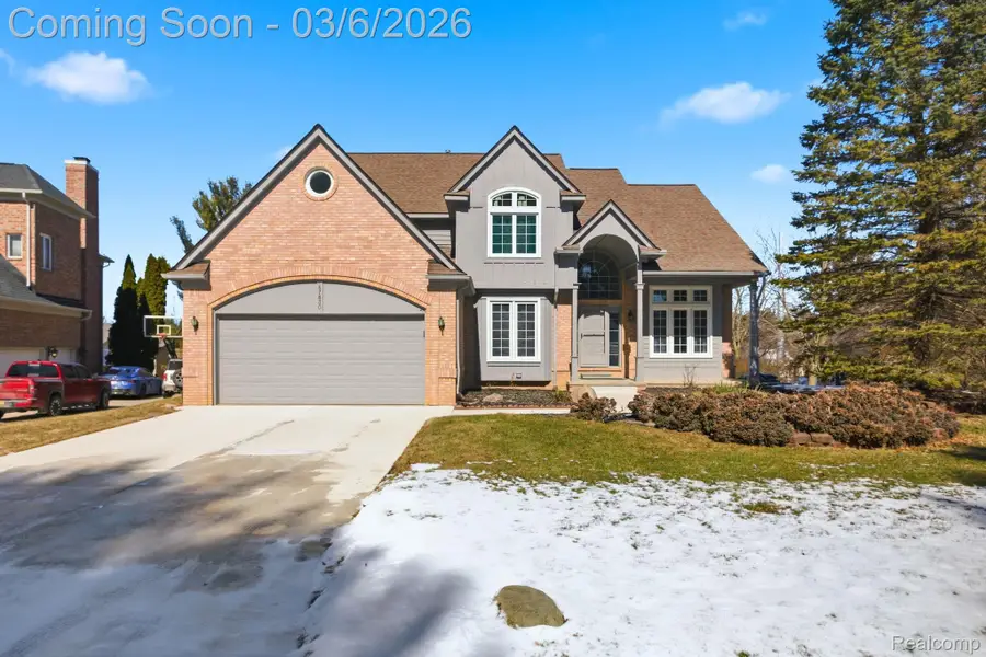 47830 Forest Court, Northville, MI 48168 - #2