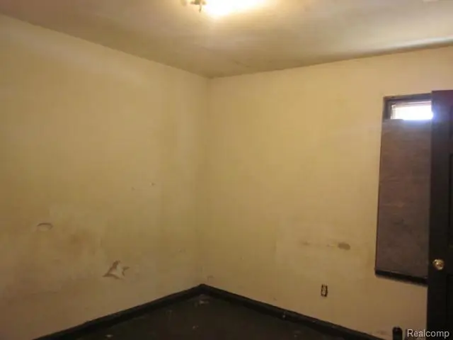 19400 Hickory Street, Detroit, MI 48205 - #3
