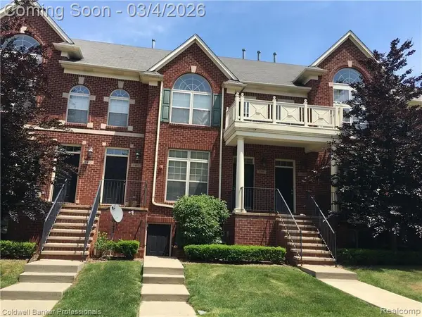 1395 Ashford Court #61, Troy, MI 48084