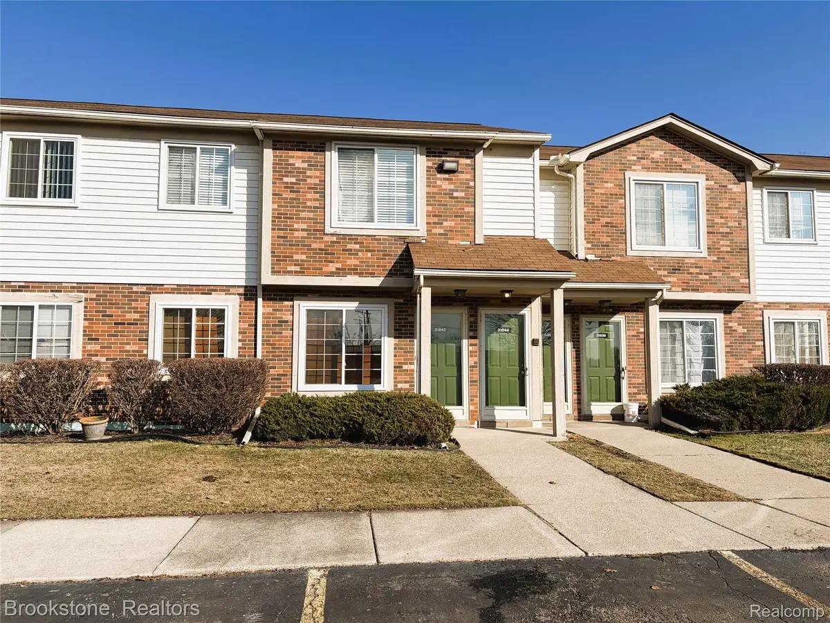 31842 Kelly Road, Roseville, MI 48066 - #1