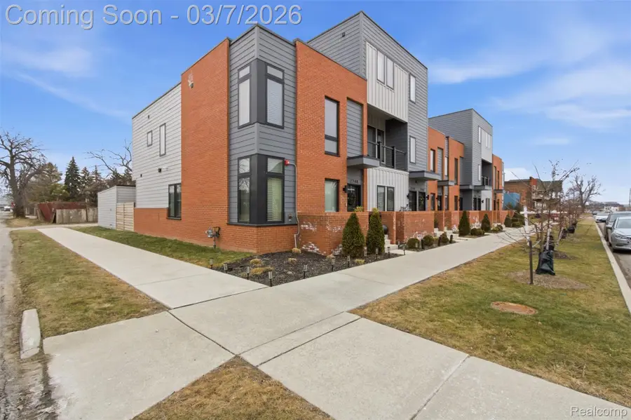 2744 Harrison Street, Detroit, MI 48216 - #3