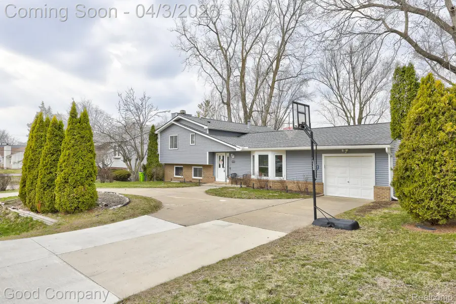 193 Linhart Street, Novi, MI 48377 - #2