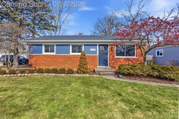 1043 Arthur Drive, Troy, MI 48083