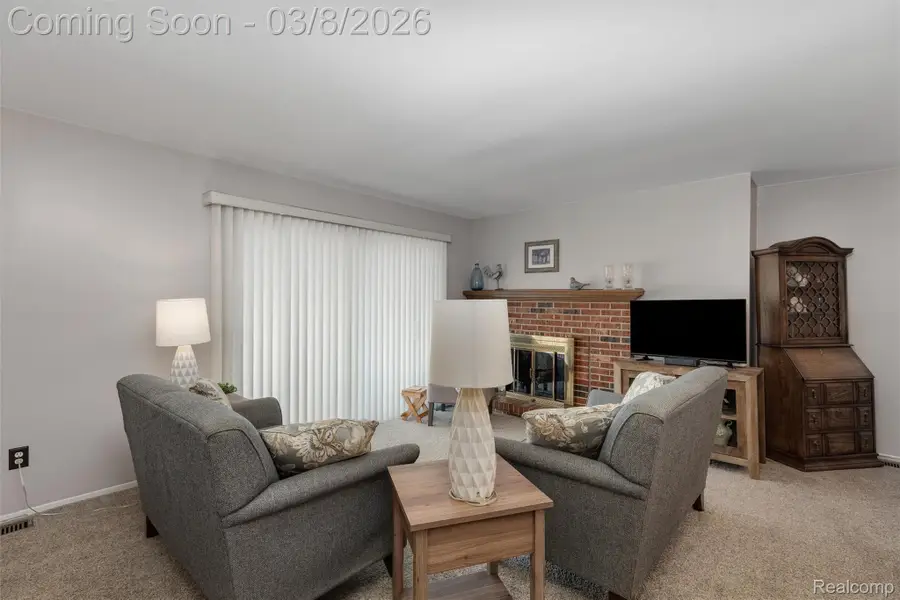 38565 Golfview Drive W, Clinton Township, MI 48038 - #3