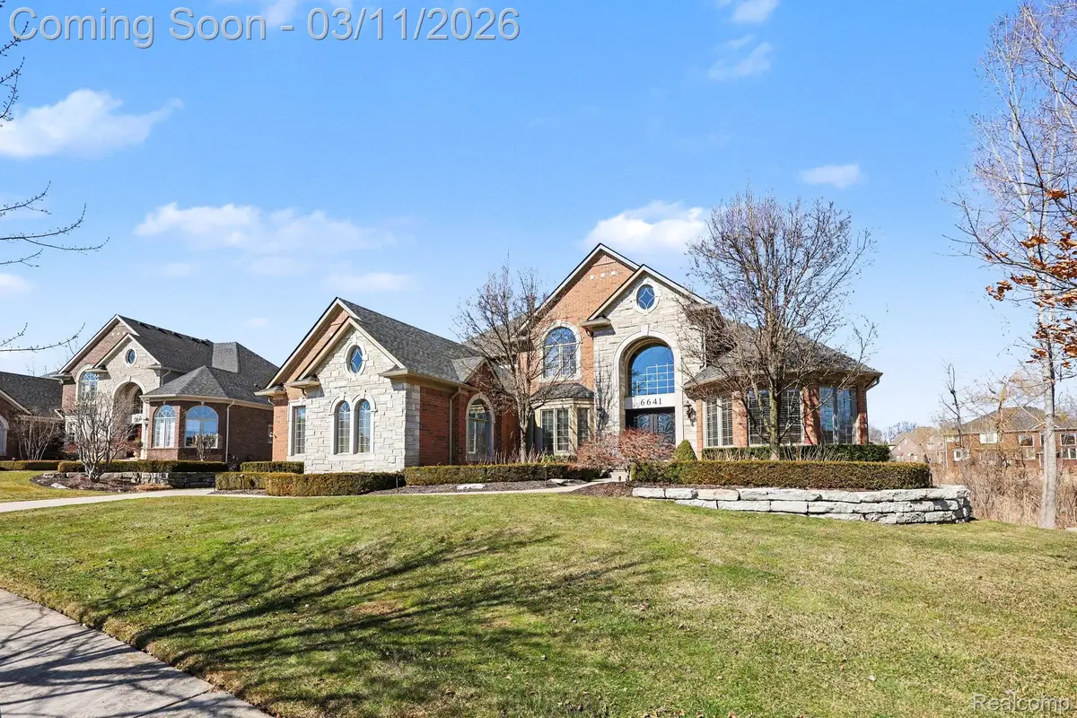 6641 Shadydale Drive, Shelby, MI 48316 - #1