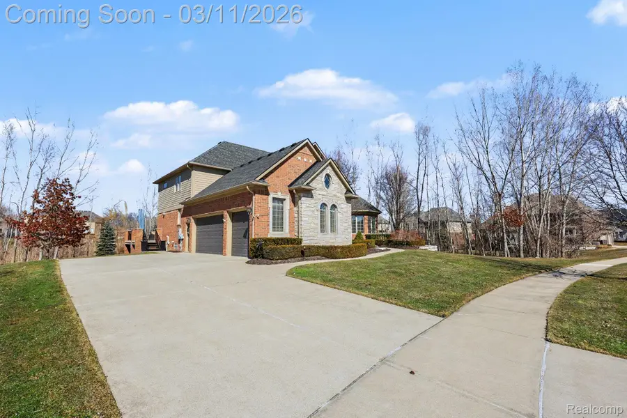 6641 Shadydale Drive, Shelby, MI 48316 - #3