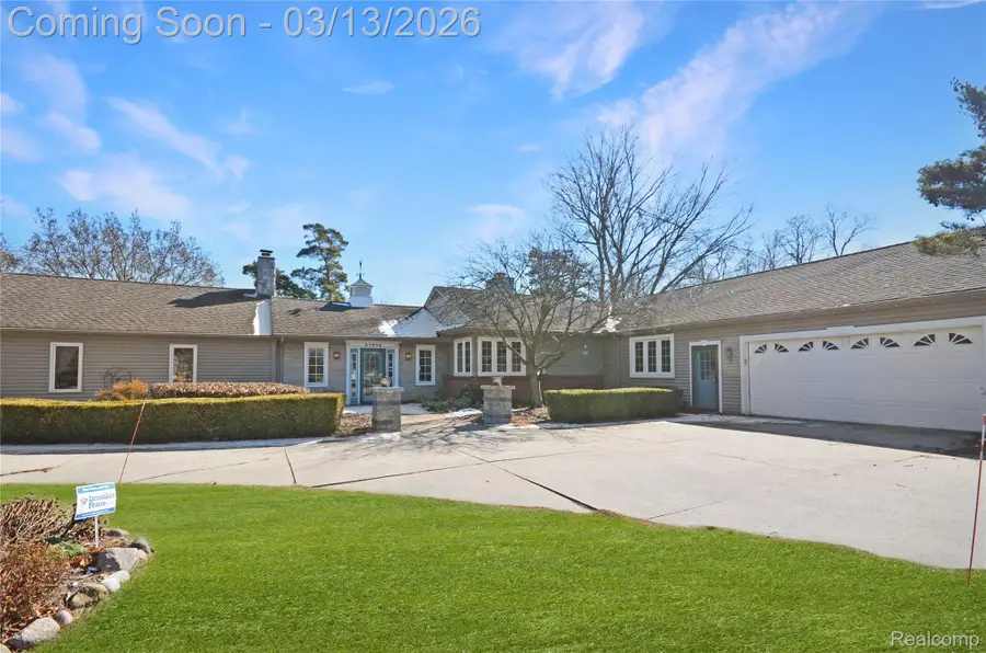 37272 Moravian Drive, Clinton Township, MI 48036 - #3