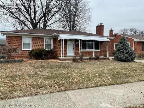 32912 Hees Street, Livonia, MI 48150