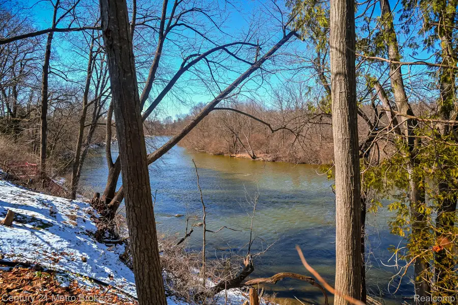 433 Dutch Mill Drive, Flushing, MI 48433 - #3