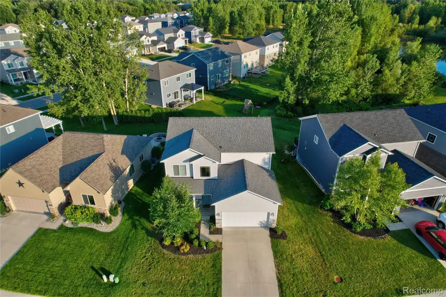 320 Hidden River E, Holly, MI 48442 - #2