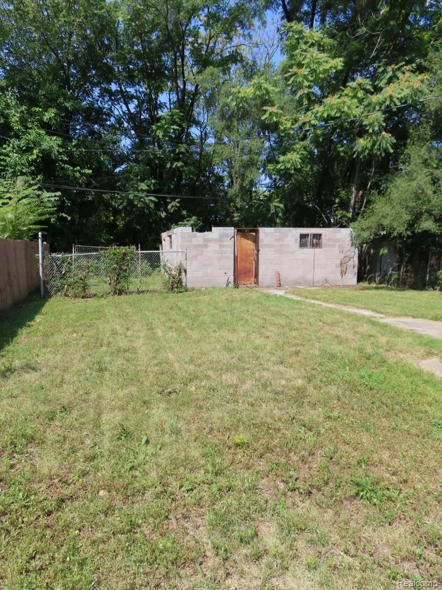 17405 Greeley Street, Highland Park, MI 48203 - #3